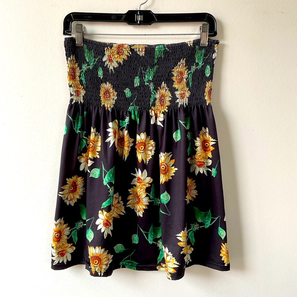Sunflower strapless tube top